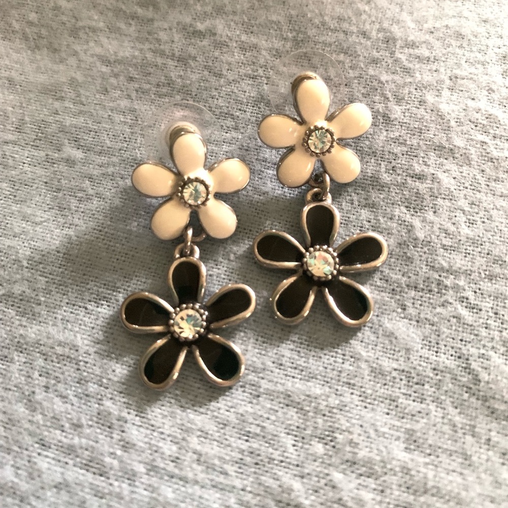 Black and White Flower Earrings